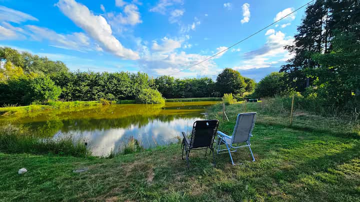 Gîte avec étang de pêche privé - étang des soays