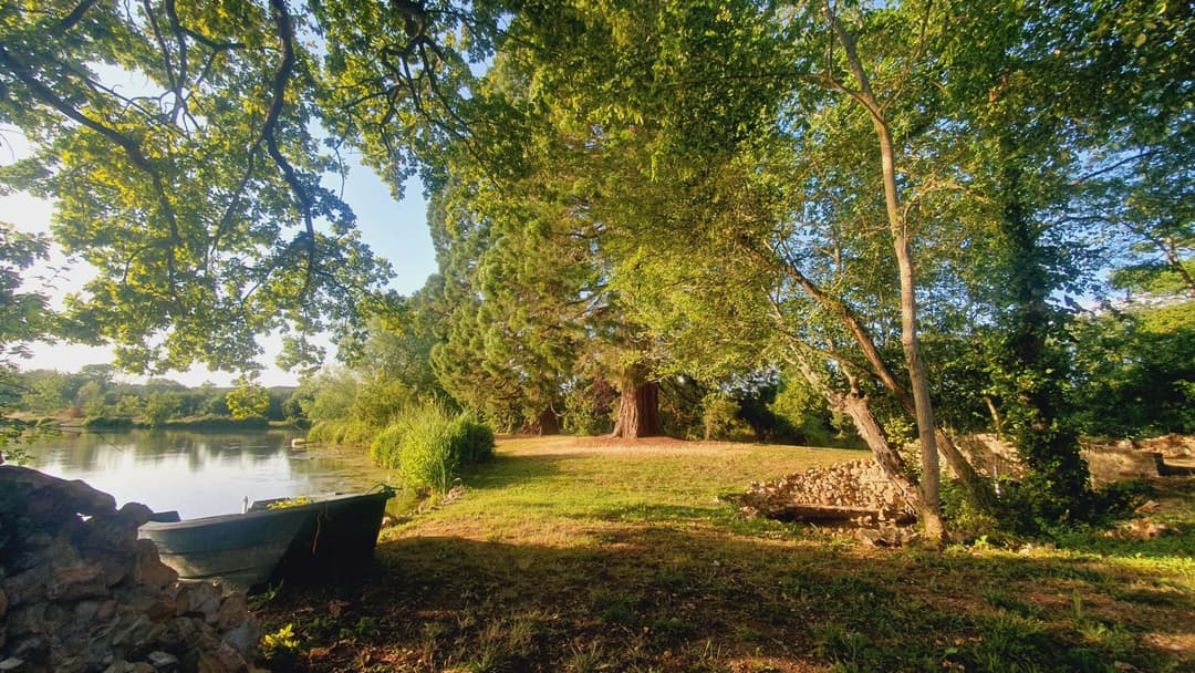Petit étang à 1 h de paris 