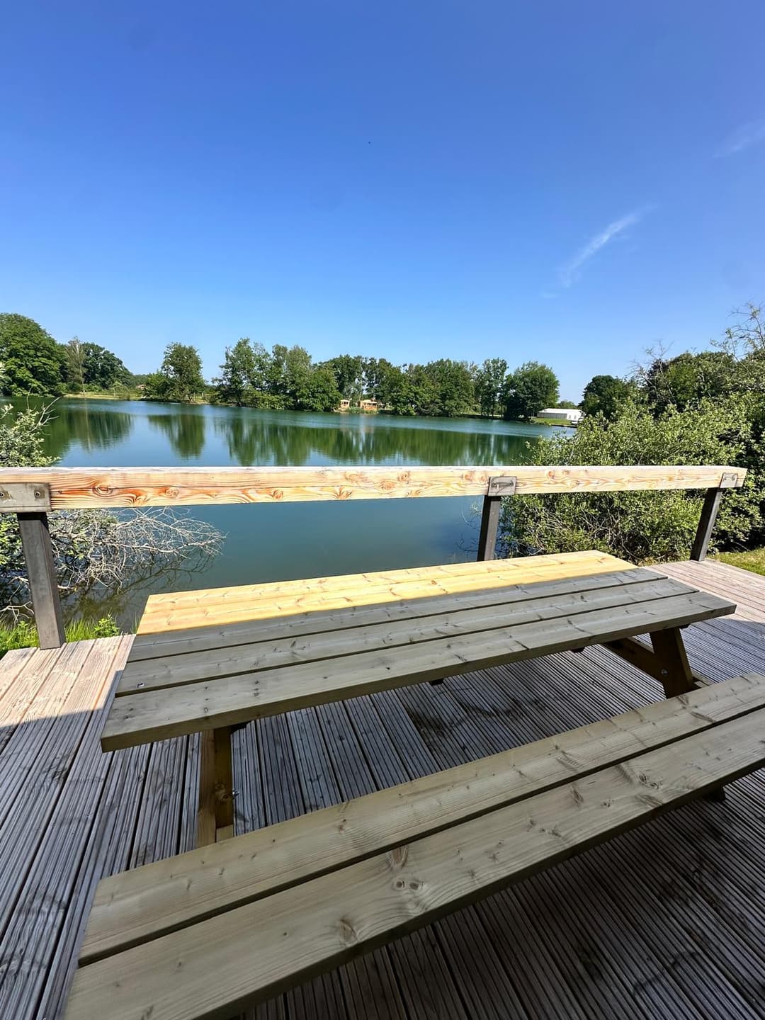 Cabane isolée + terrasse & pêche