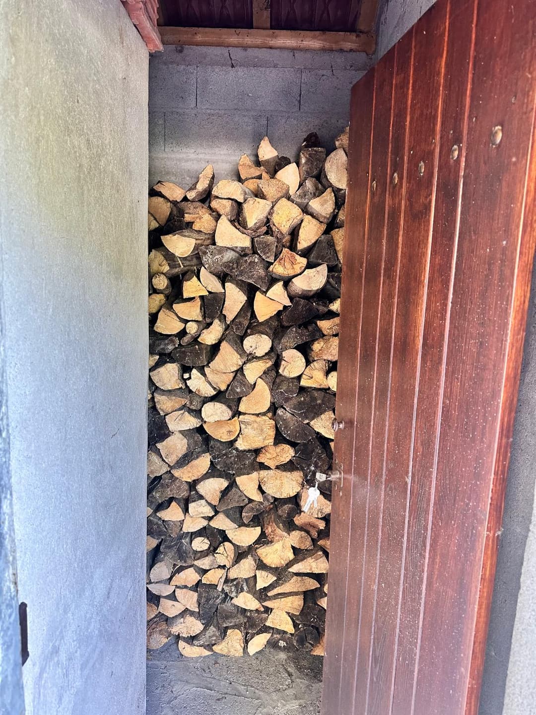 Chalet, tiny house & sauna au bord d’un étang privé de 3 ha
