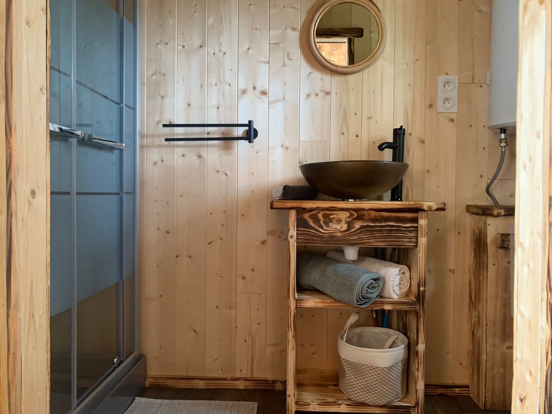 La Ramure - Tiny + chalet & sauna, pêche en famille