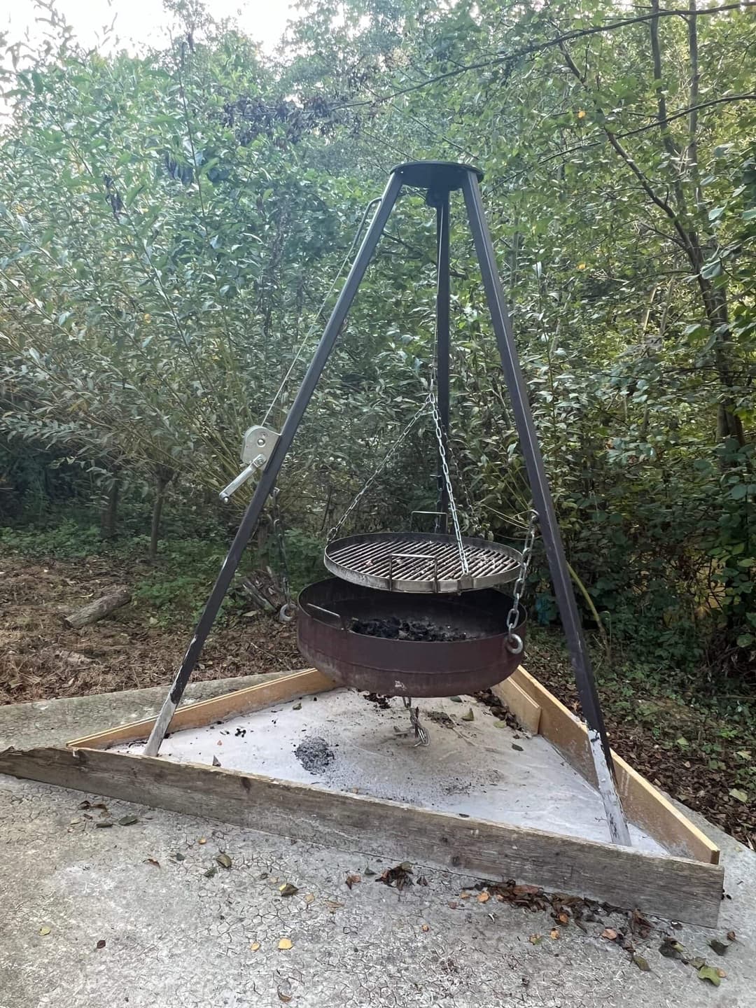 Etang à louer en Isère pour stationner votre camping-car et pêcher 