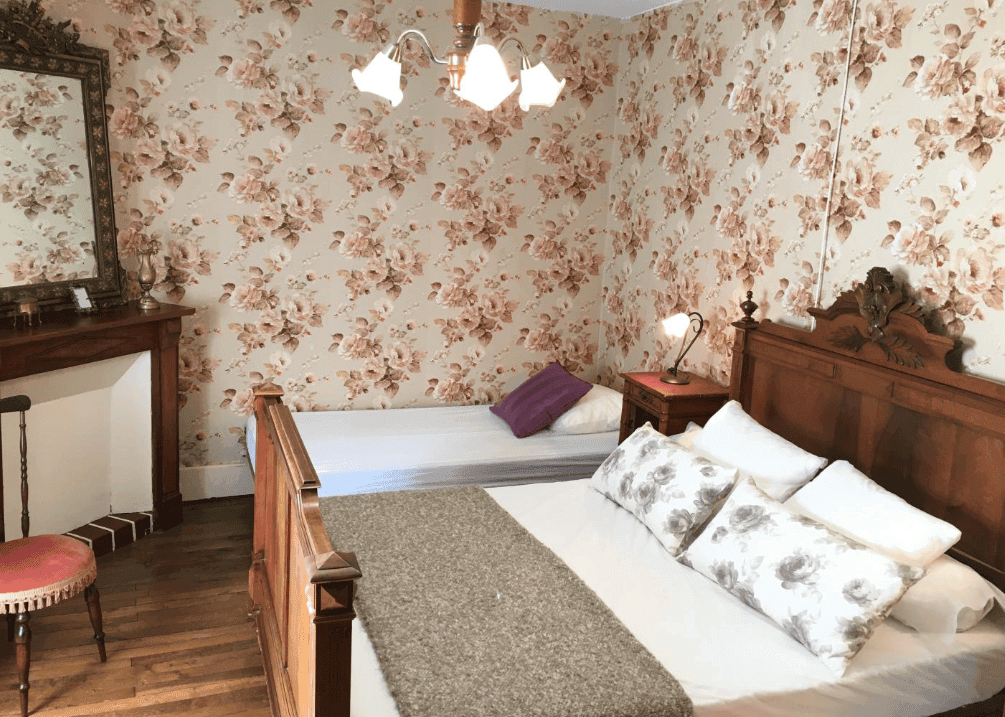Gîte 12 couchages avec son étang de 3ha 