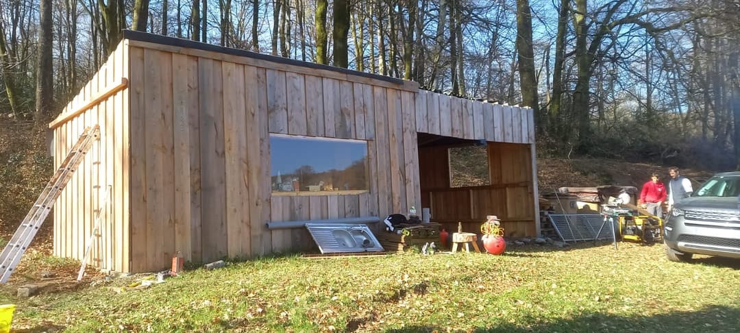 Etang à louer de 3ha dans la Creuse avec sa cabane  de pêcheur 