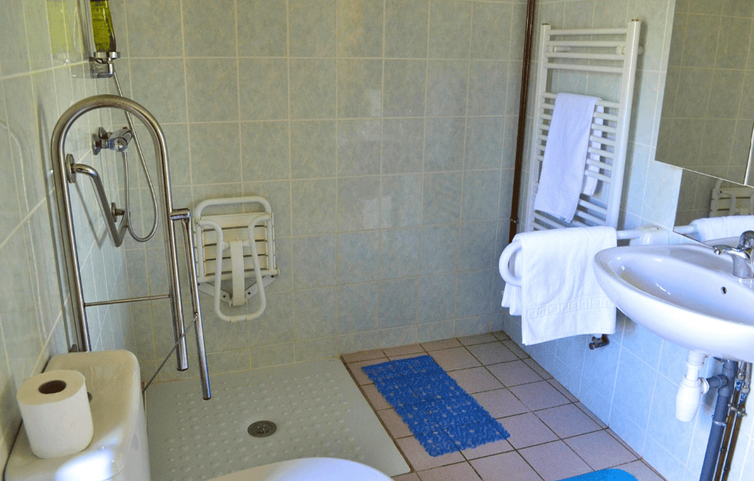 Gîte 12 couchages avec son étang de 3ha 