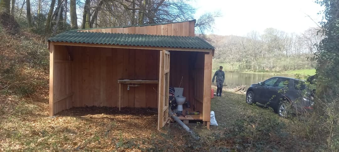 Etang à louer de 3ha dans la Creuse avec sa cabane  de pêcheur 