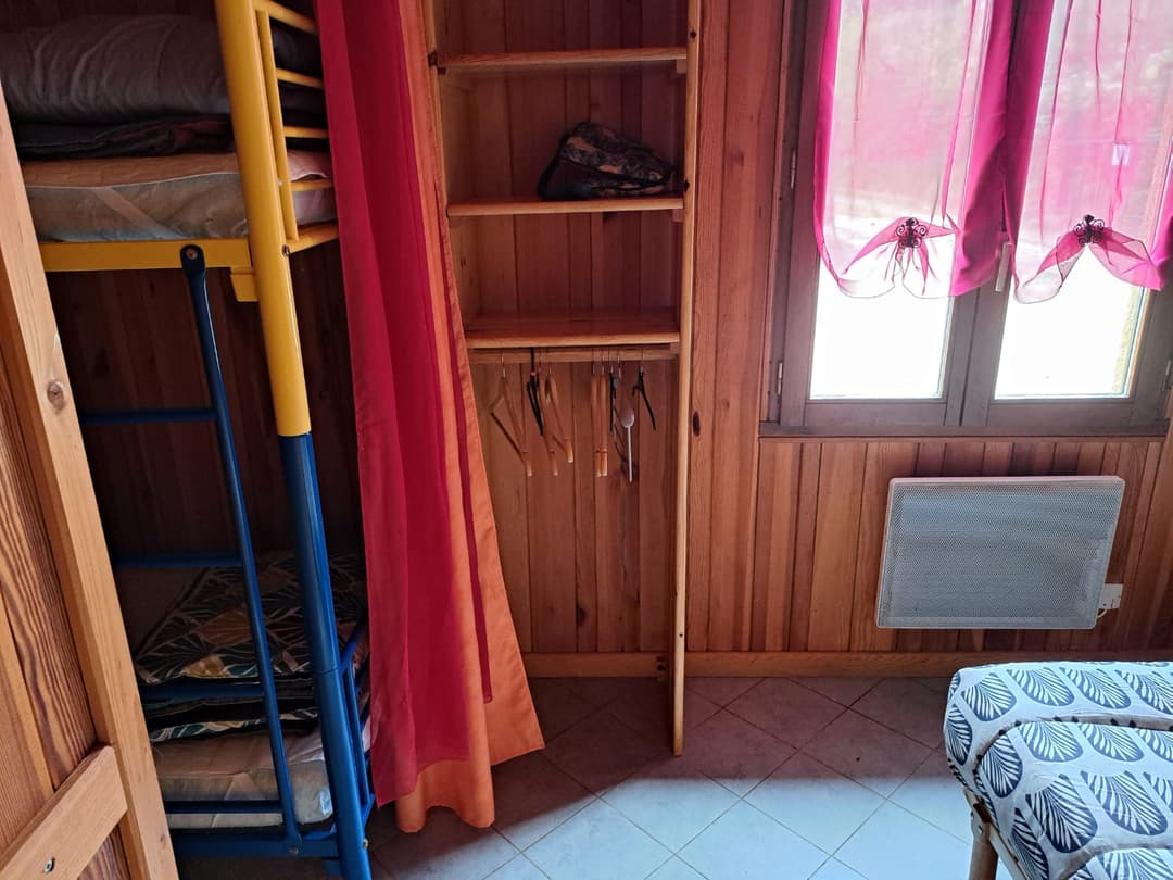Location étang en Haute-Saône avec maison, eau et électricité et son étang de 1ha