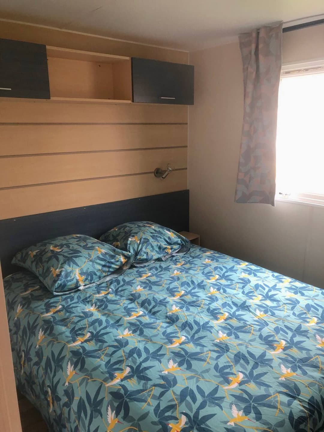 Mobil-home tout confort avec accès à un étang privé de 2 hectares