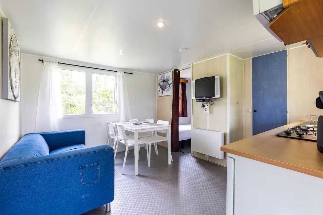 Mobil-home tout confort pour 4 personnes en Médoc