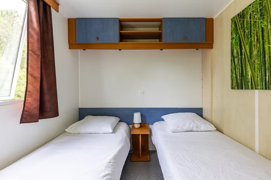Mobil-home tout confort pour 4 personnes en Médoc