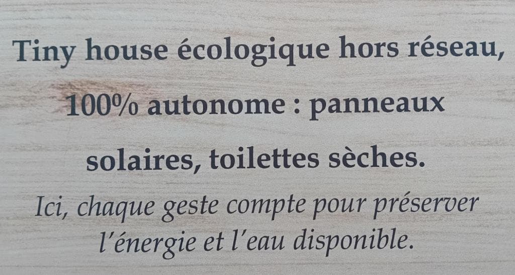 Pêche et nature : votre Tiny House écologique au bord de l'eau