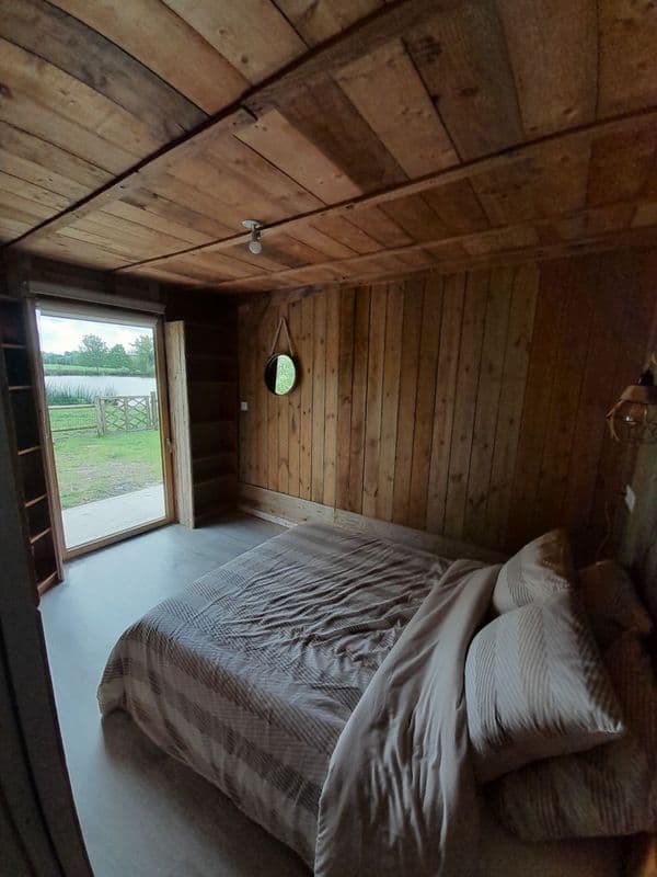 Gîte 6 couchages de charme au bord d’un étang pour les vacances 
