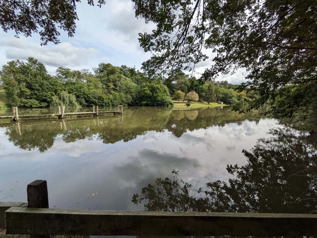 Privé : Privé : Etang dans les Landes avec son chalet 5 couchages 