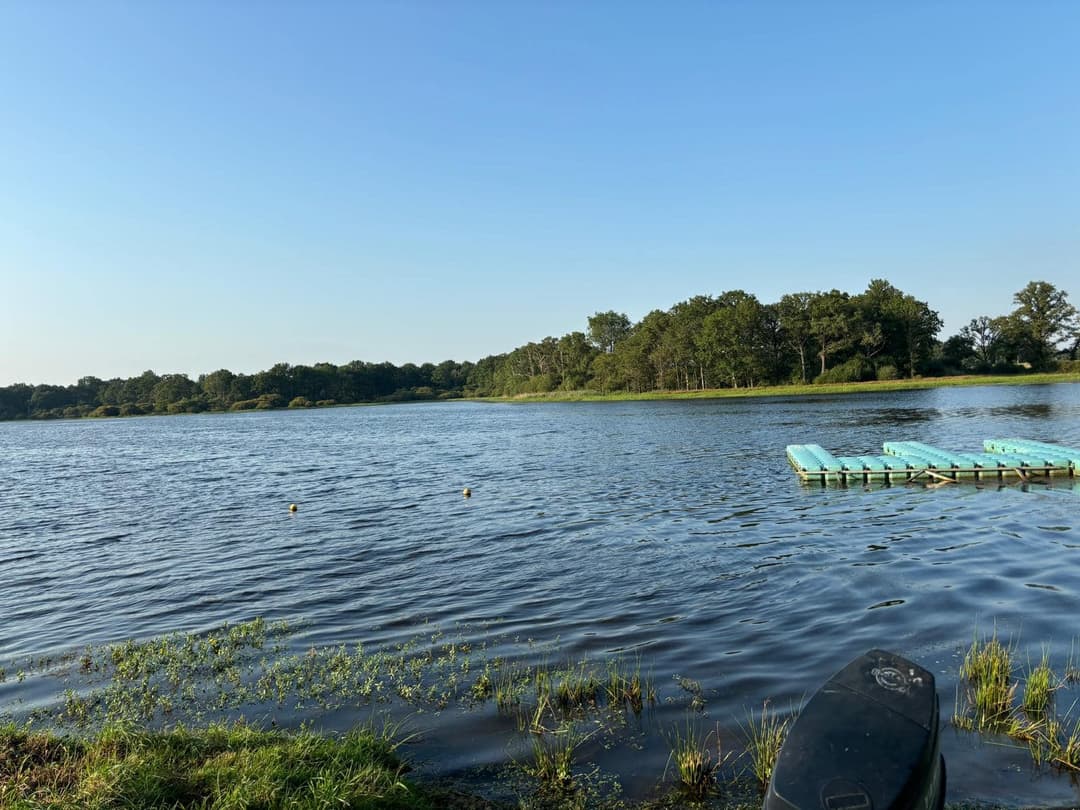 Pêche aux carnassiers dans un étang de 26ha au bord d’un chateau 