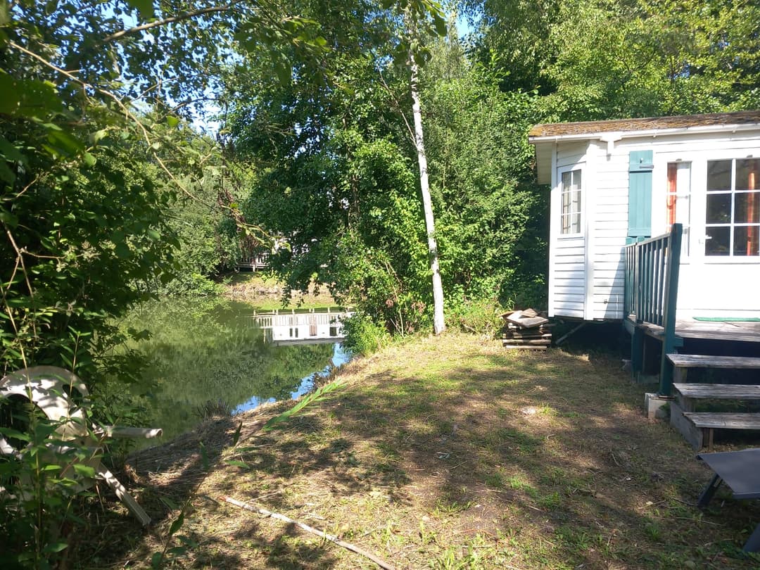 Location mobil home avec étang privé et piscine à côté de Paris ou Troyes