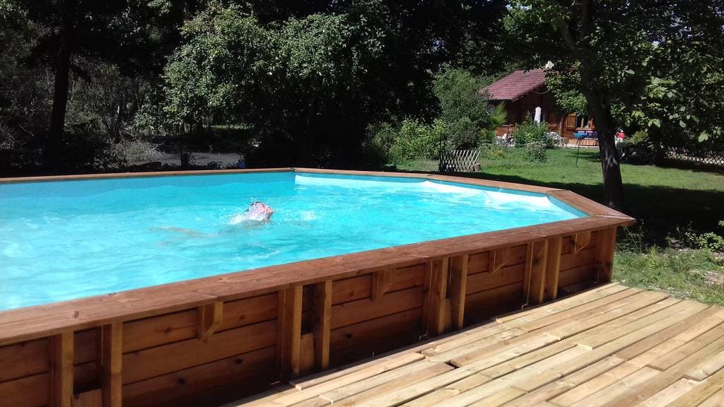 Location mobil home avec étang privé et piscine à côté de Paris ou Troyes