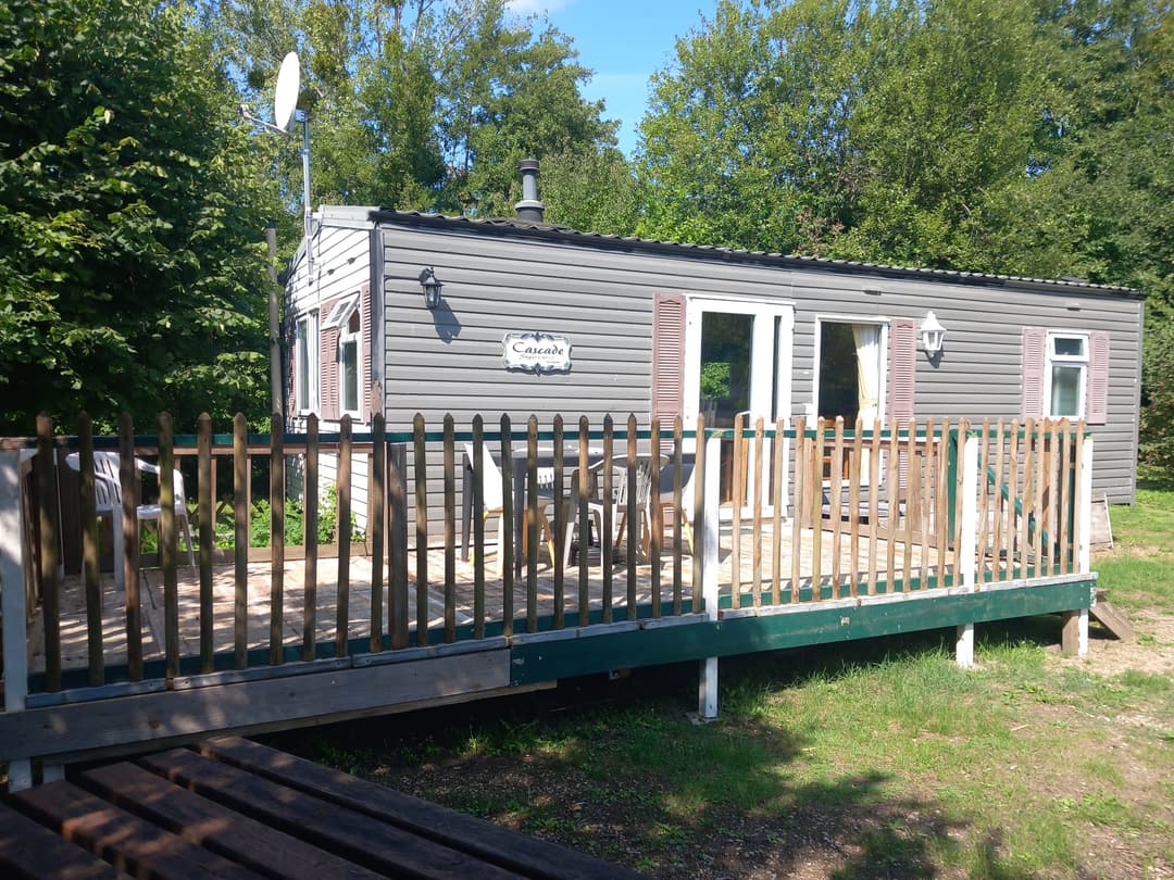 Location étang privé de pêche avec un logement à côté de Paris et Troyes - casc