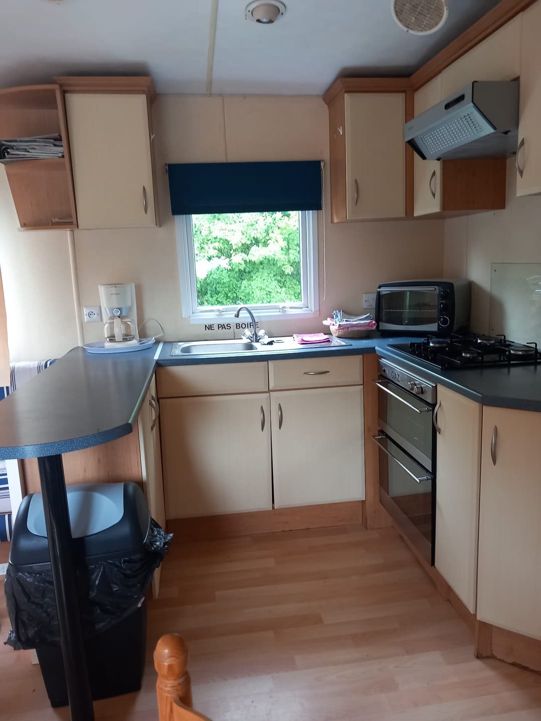 Location étang privé de pêche avec un logement à côté de Paris et Troyes - casc