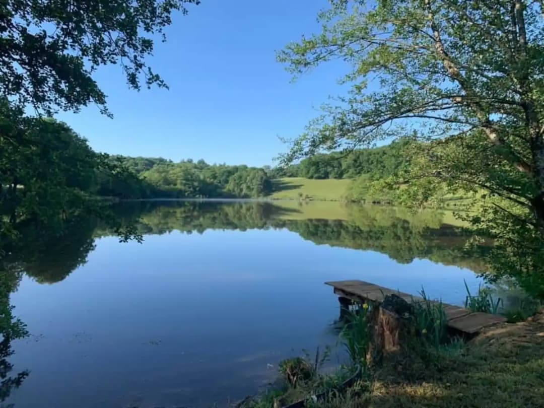 Gîte au cœur du Limousin : détente, pêche et nature à votre porte 