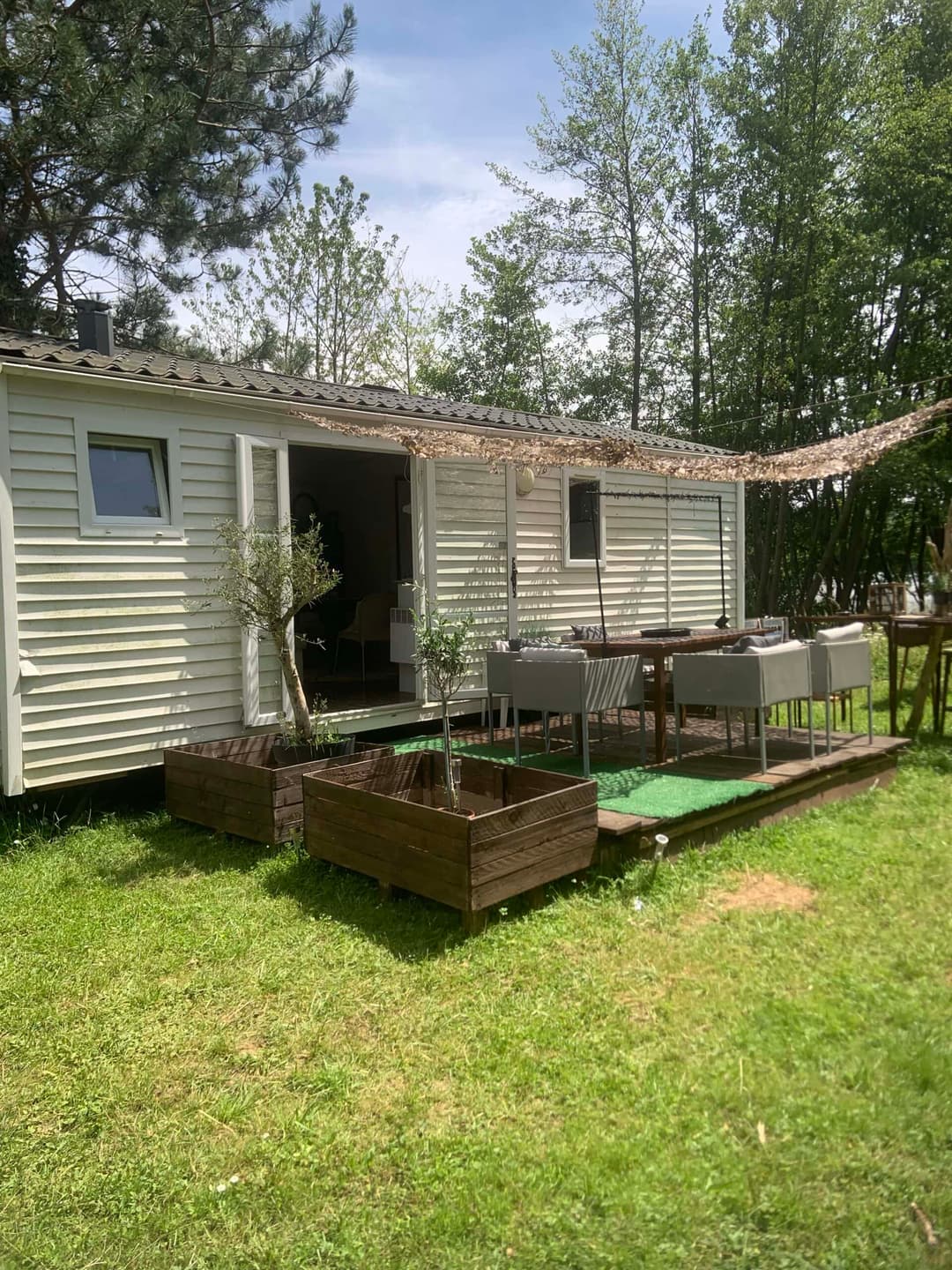 Etang de 17ha avec une tiny house 6 couchages 