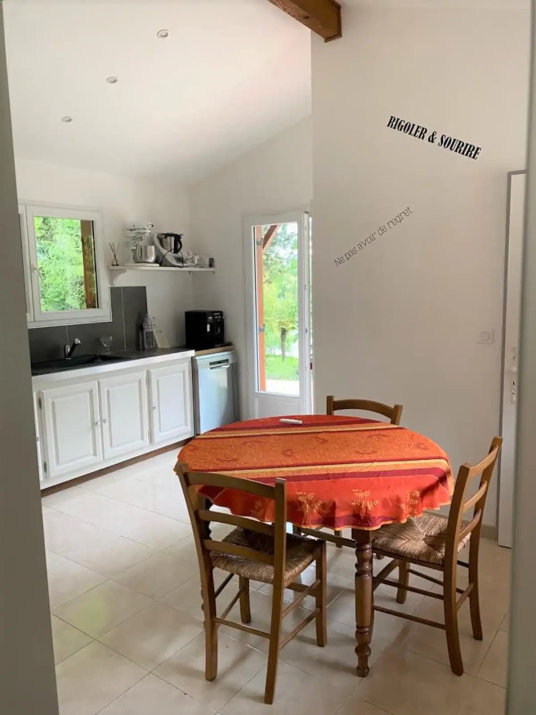 Chalet d’exception au bord du fleuve Lot 