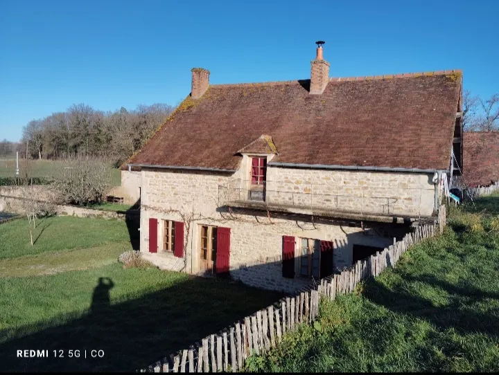 Pond of 39.54 ac; upscale cottage, nature, calm, beauty, serenity (7 beds)