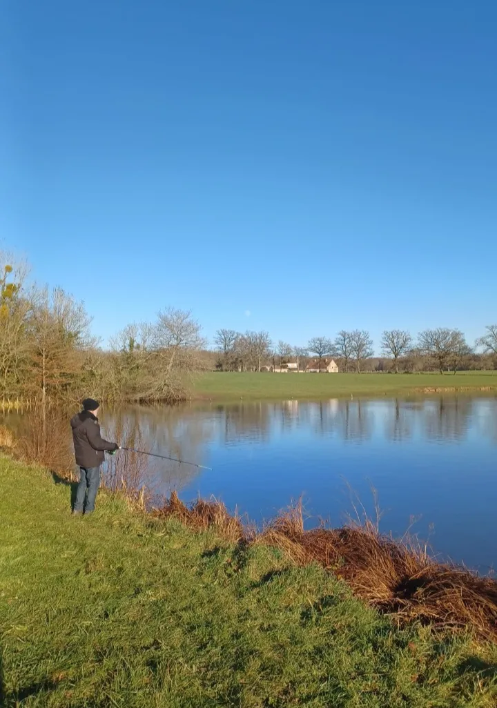 Pond of 39.54 ac; upscale cottage, nature, calm, beauty, serenity (7 beds)