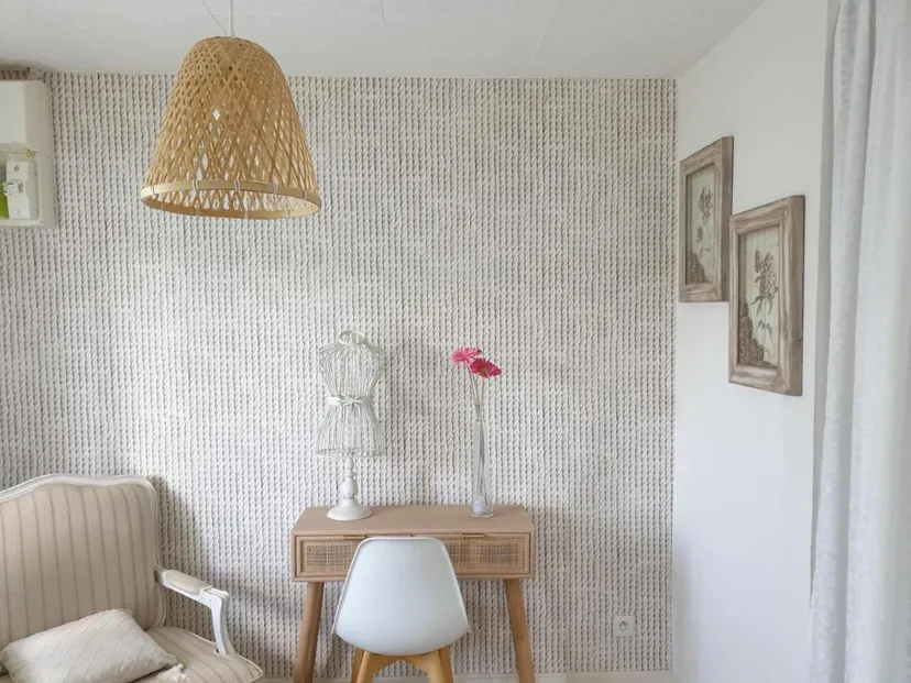 Magnifique chalet en bordure de Meuse avec étang privé