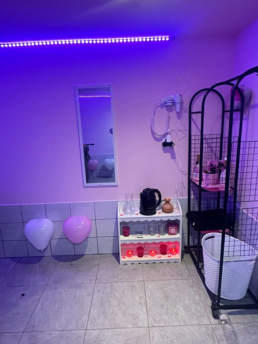 Bungalow 2 tout confort avec étang privé de 3 ha et accès jacuzzi