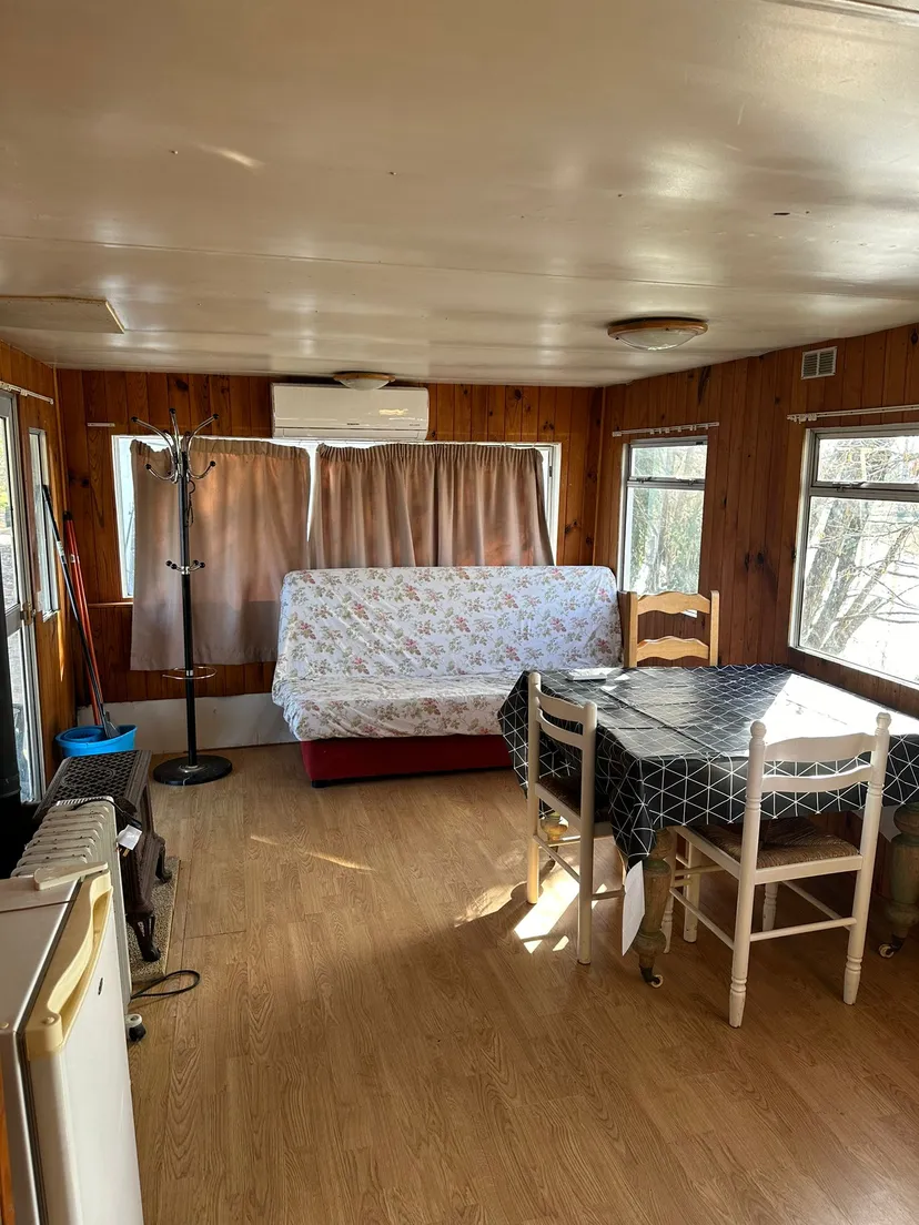 Bungalow 2 tout confort avec étang privé de 3 ha et accès jacuzzi