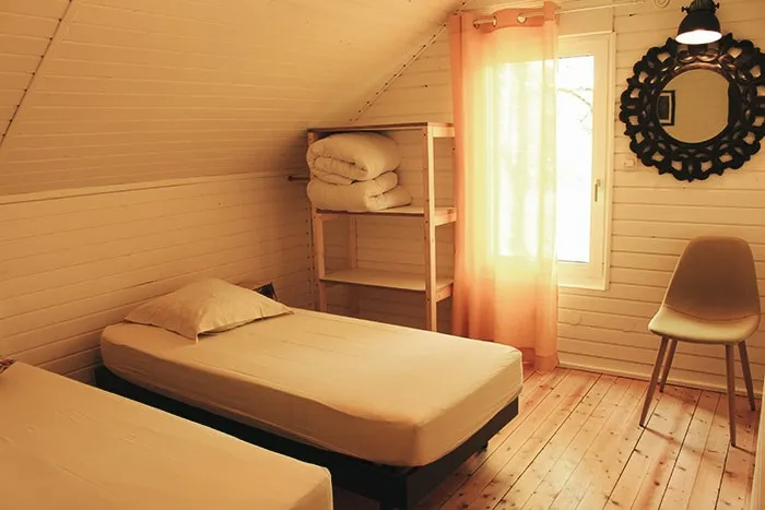 Région Vosges‑Franche‑Comté – 6 personnes – Chalet bois, terrain de jeux et étang privé