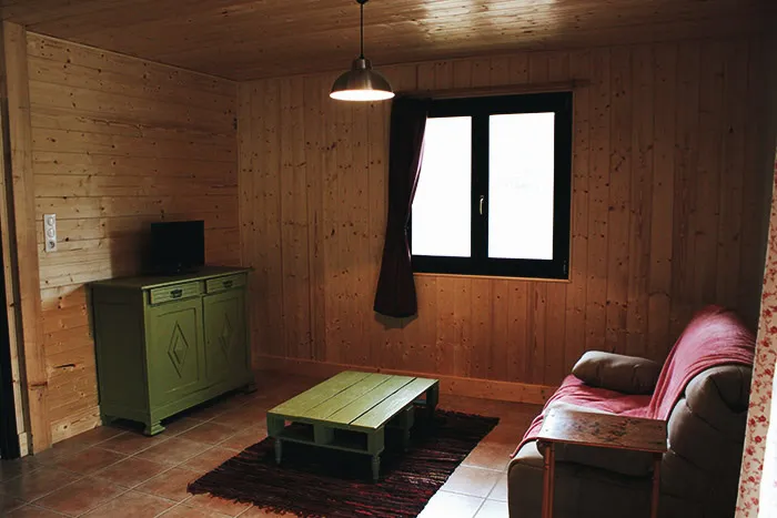 Vosges du Sud – 6 personnes – Chalet F en bois, PMR avec terrasse sur étang privé