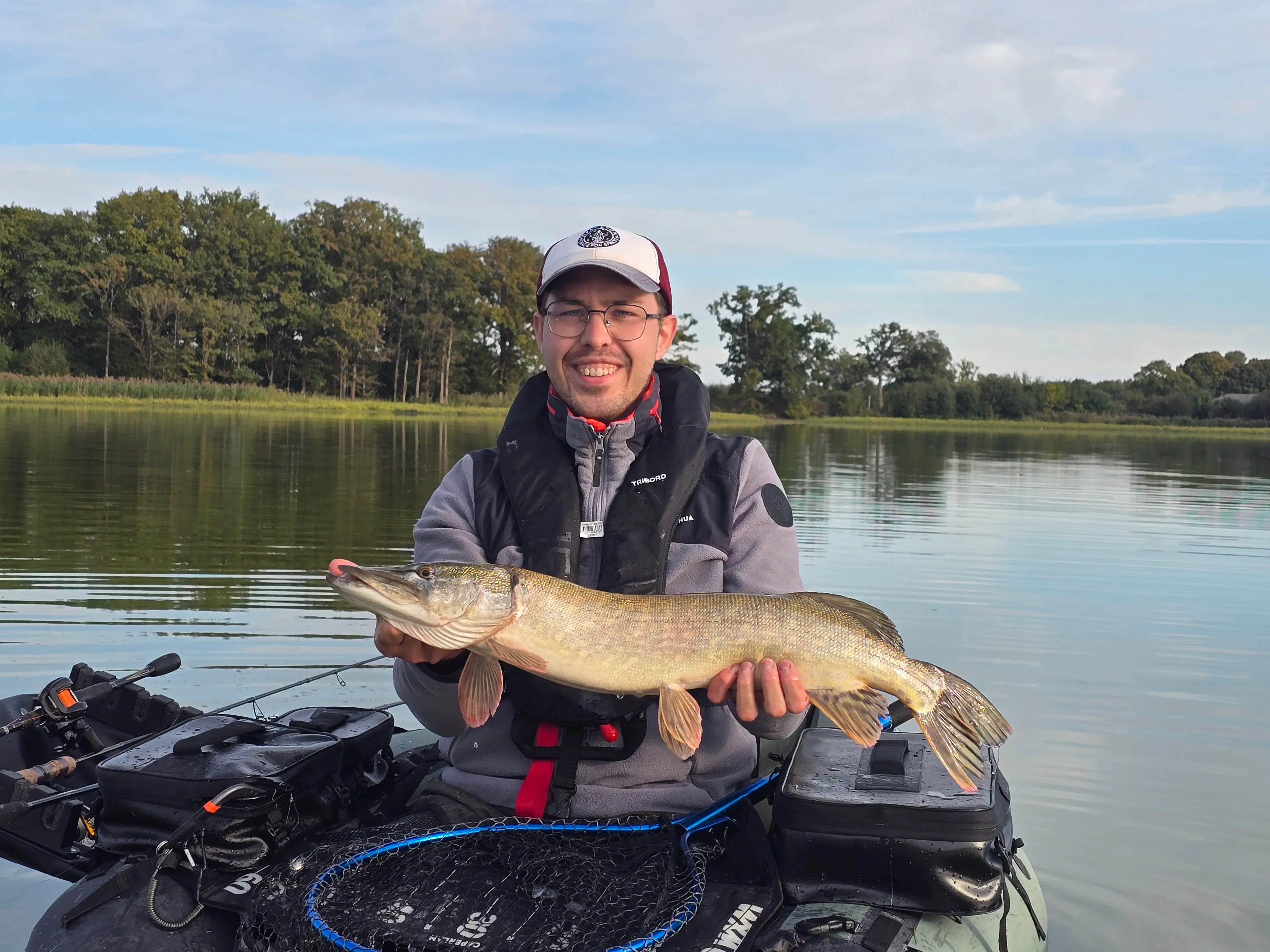 Pêche aux carnassiers superbe étang de 26ha au bord d’un château