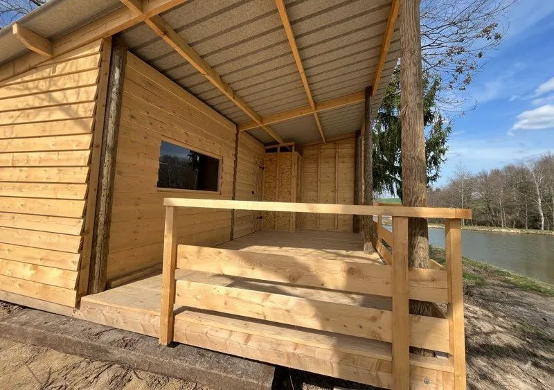 Pêche en étang dans l’Allier – jusqu’à 15 personnes en plus – cadre calme et arboré