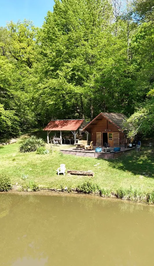 Maison champêtre et son étang en Haute-Saône