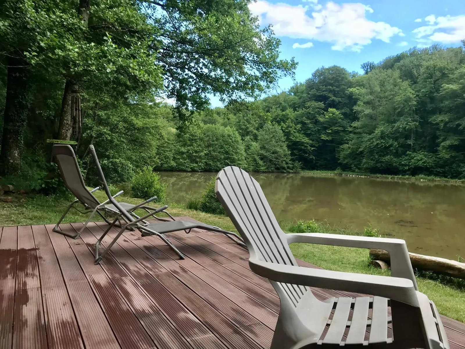 Maison champêtre et son étang en Haute-Saône