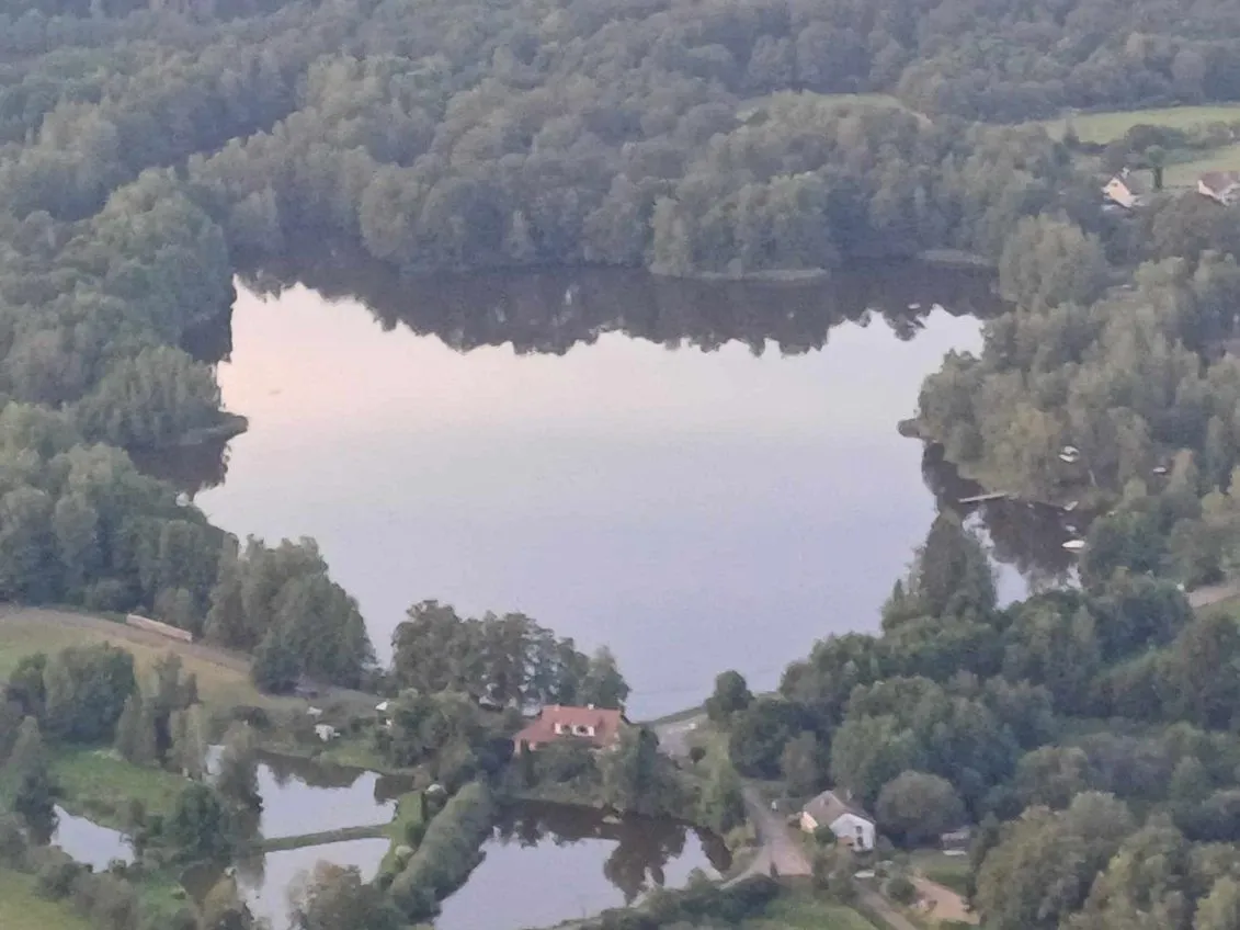 Poste de pêche / journée de pêche sur un étang de 11ha