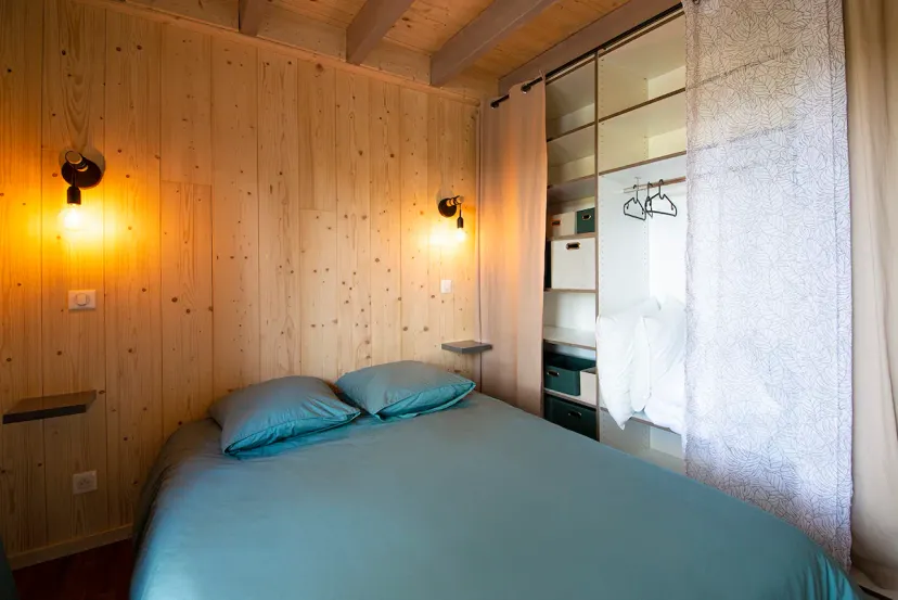 Magnifique chalet avec bain nordique et son étang de 11ha