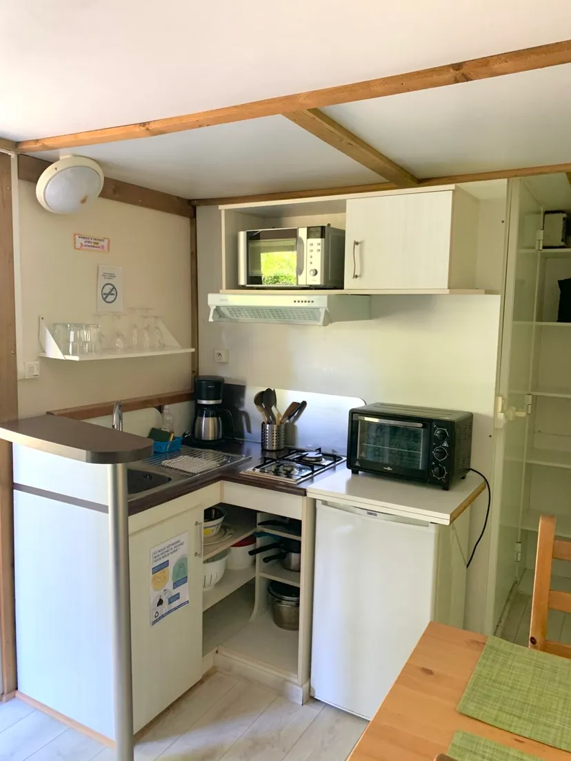 Séjour dans l’Oise – Chalet 4 personnes avec terrasse face à un étang
