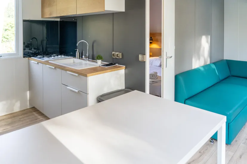 Mobile-home avec spa dans l’Oise – 6 personnes – en bord d’étang pour une pêche familiale