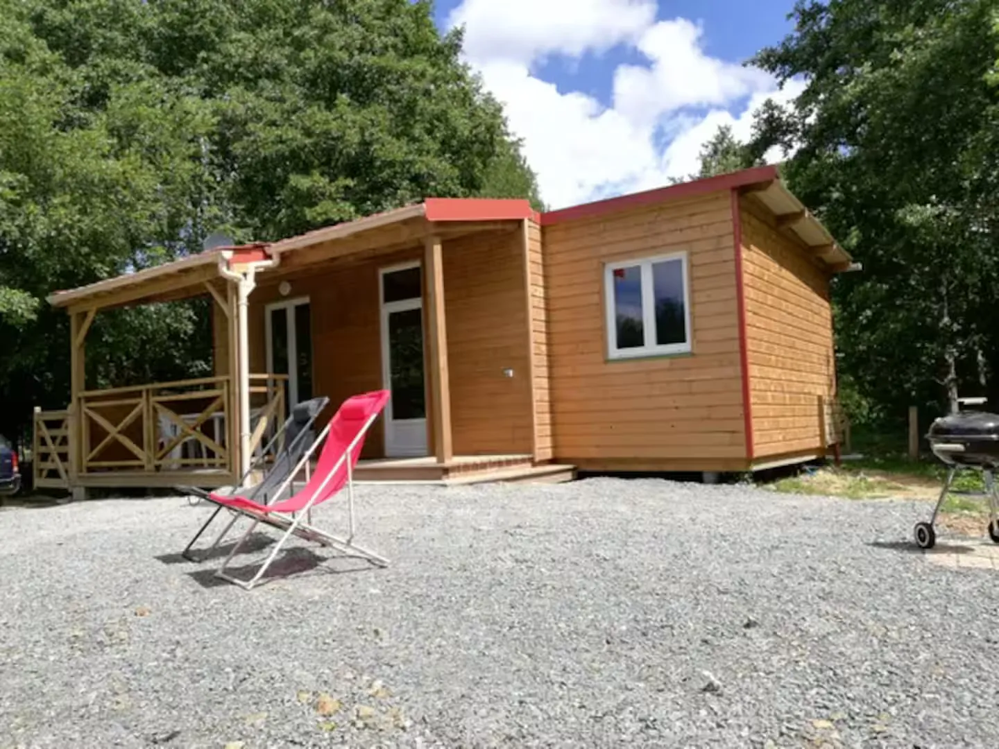 Tiny house en Normandie, 4 personnes, en bord de lac privé