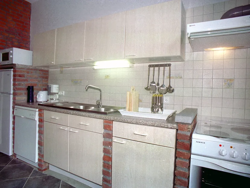 Gîte 3 à 5 personnes en Belgique, à deux pas de la frontière française, avec accès à 3 étangs