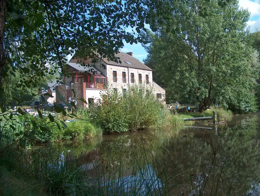 Séjour en Belgique, près de la frontière – Gîte 6 à 8 personnes avec étangs privés