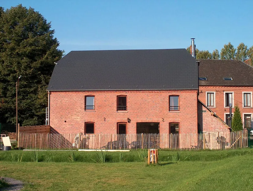 Gîte en Belgique frontalière – 14 personnes – En bord d’étangs