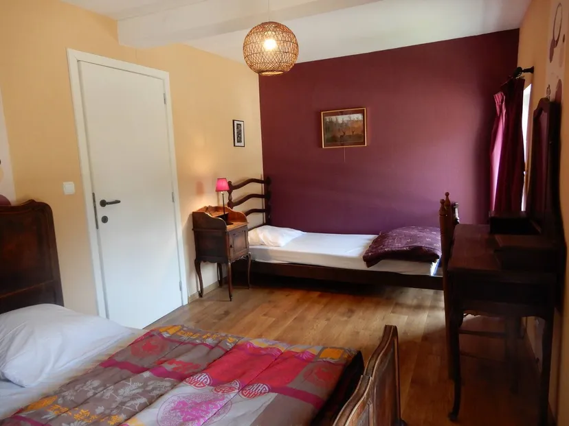 Gîte en Belgique frontalière – 14 personnes – En bord d’étangs