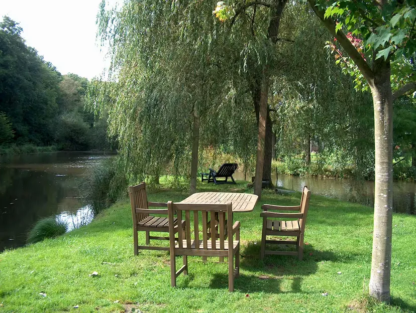 Dôme insolite en Wallonie – 2 personnes – au bord d’étangs et rivière