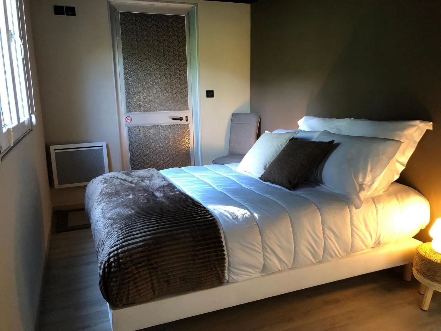 Gîte tout confort pour des vacances de rêve au cœur de la nature avec étang privé pour la pêche