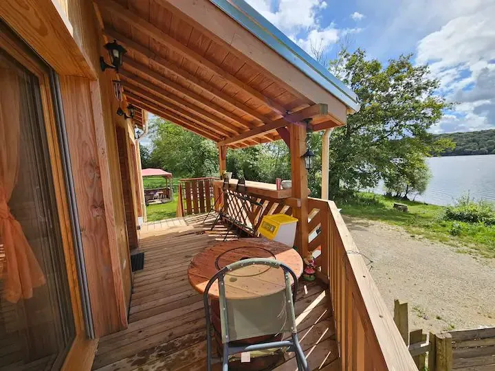 Chalet d’exception au bord du lac de la liez