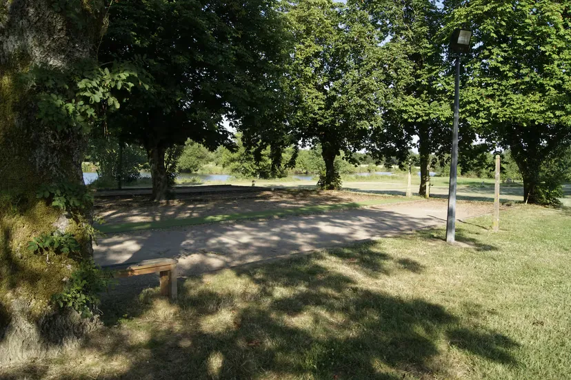 Séjour en Deux-Sèvres – 9 personnes – au bord d’un lac de 10 ha