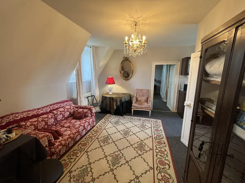 Domaine de 5 hectares avec chambre familiale et accès à 600 m de rivière